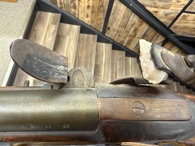 Brass Navel Flintlock Swivel Blunderbuss - Image 10 of 18