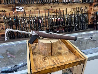 Ruger 10/22 Folding Samson Stock
Rifle
.22 LR, 16.5", 10 Rds, Stainless/Wood