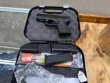 Glock G19 Gen5 Compact Pistol - 9mm,15+1, 4.02