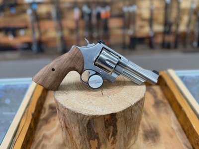 Smith & Wesson 610 Mountain Gun Revolver - 10mm, 6 Rd, 4.125