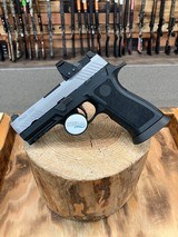 Sig Sauer P320 Pistol - 9mm - 17+1 - 3.6