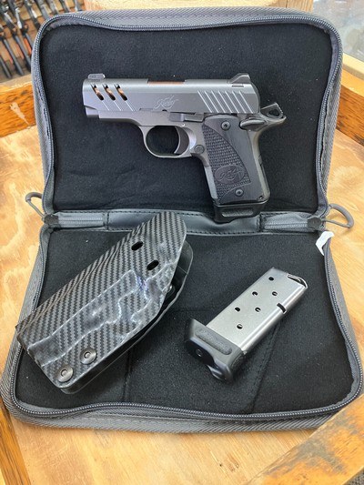 Kimber Micro 9 Pistol Bundle - 9mm Luger - 7+1 - 3.15