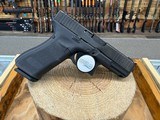 Pre-Owned Glock G45 Pistol - 9x19- Box - Image 1 of 3