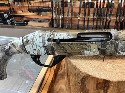 Benelli Super Black Eagle 3 Shotgun - 20ga, 3