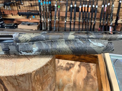Benelli Super Black Eagle 3 Shotgun - 20ga, 3