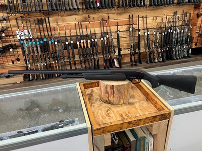 Winchester SXP Black Shadow Pump Shotgun 3'' 12 Gauge 28'' Black - Synthetic - Image 6 of 6