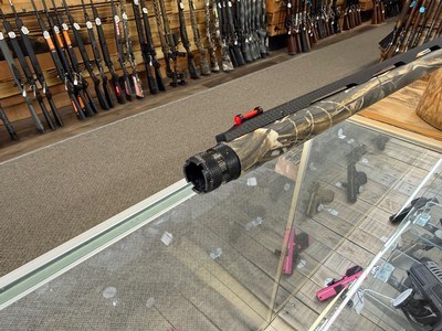 Benelli Super Black Eagle 3 Shotgun - 28 Gga, 3