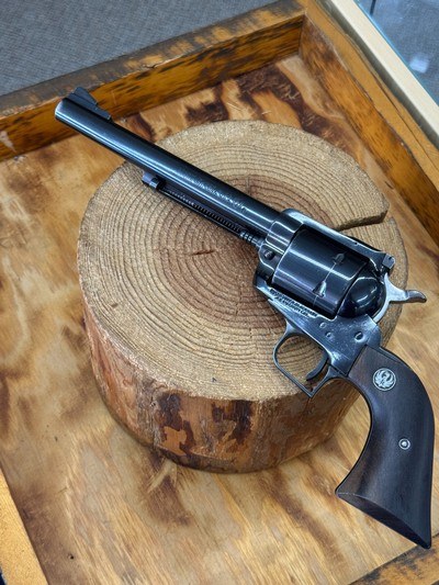 Ruger Blackhawk - 44 Magnum, 7.5