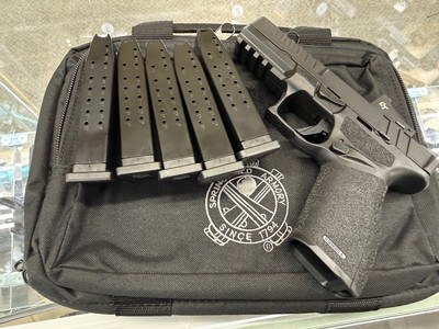 Springfield Armory Echelon Gear Up 25 Pkg Pistol - 9mm Luger, 15+1, 4.50
