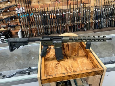 Diamondback DB15 Rifle - 300 BO - 16