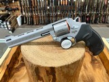 Taurus Tracker 692 Revolver - 9mm Luger, 38 Special +P, 357 Mag, 6.50