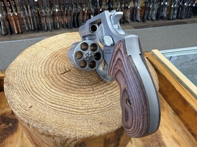 Taurus 856 Defender Revolver - 38 Special +P, 6 Shot, 2