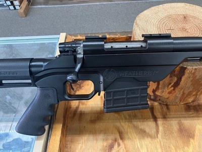 Weatherby Vanguard Rifle with MDT Chassis - 6.5 Creedmoor - Black - Image 3 of 7