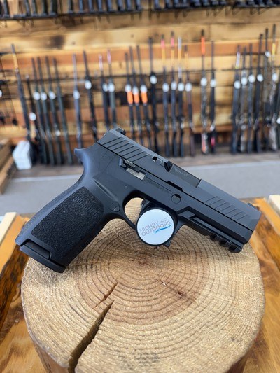 Sig Sauer P320 Pistol - 9mm x 19, HOLSTER INCLUDED! - Image 1 of 5