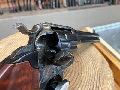 Uberti 1873 CattlemanRevolver -45 Colt - 6rd - 5.5