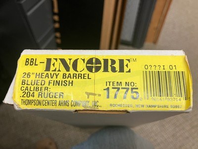 Thompson Center Encore 26” Heavy Barrel – 204 Ruger – with base - Image 9 of 9