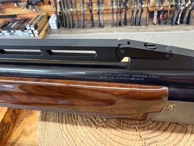 Browning Citori 725 AdJustable RIB trap 2 barrel combo 32/34 inch - Image 11 of 20