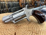 North American Arms Chuckwagon Mini Revolver with Belt Buckle - 22 Mag, 5rd Shot, 1.13