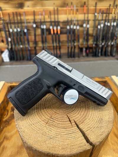 Smith & Wesson SD40 2.0 Pistol - 40 S&W - Image 1 of 5
