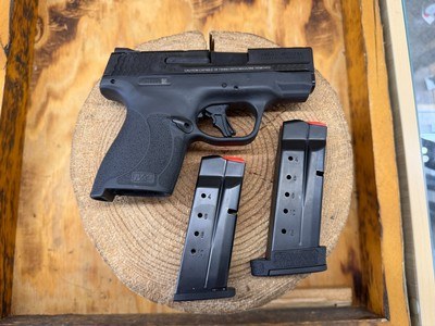 Smith & Wesson M&P9 Shield Plus - 9mm - Image 4 of 4