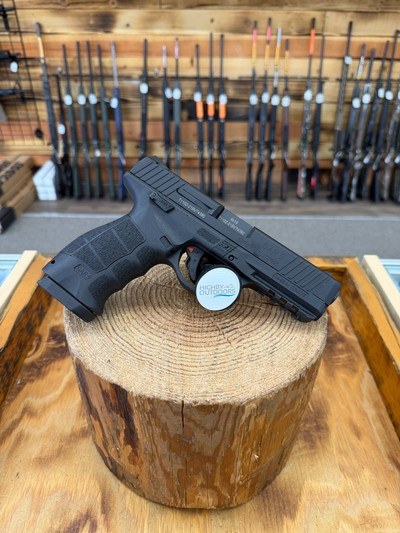 Sar USA SAR9 Pistol - 9mm - Image 1 of 4