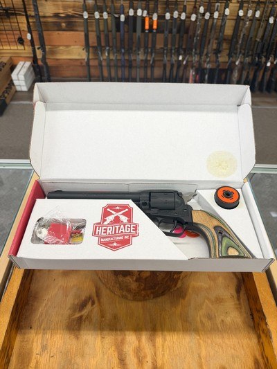 Heritage Rough Rider Revolver - 22 Magnum - Image 4 of 4