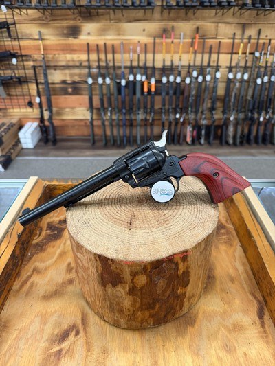 Heritage Rough Rider Revolver - 22 Magnum - Image 2 of 4
