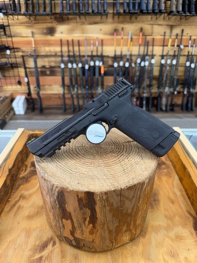 Smith & Wesson M&P 22 Magnum Pistol - 22 WMR - Image 1 of 4