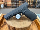 Glock G17 Gen4 Semi-Auto Pistol - 9mm - 4.49