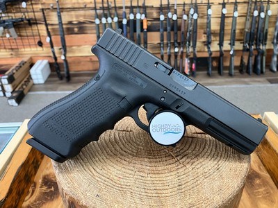 Glock G17 Gen4 Semi-Auto Pistol - 9mm - 4.49