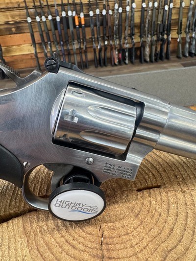 Smith & Wesson Model 648 Revolver - 22 WMR - Image 3 of 6