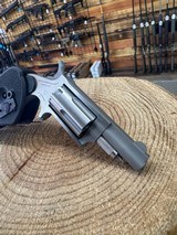 NAA Mini-Revolver - 22 WMR - 5 Shot 1.63