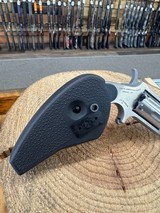 NAA Mini-Revolver - 22 WMR - 5 Shot 1.63