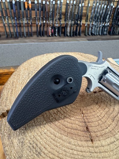 NAA Mini-Revolver - 22 WMR - 5 Shot 1.63