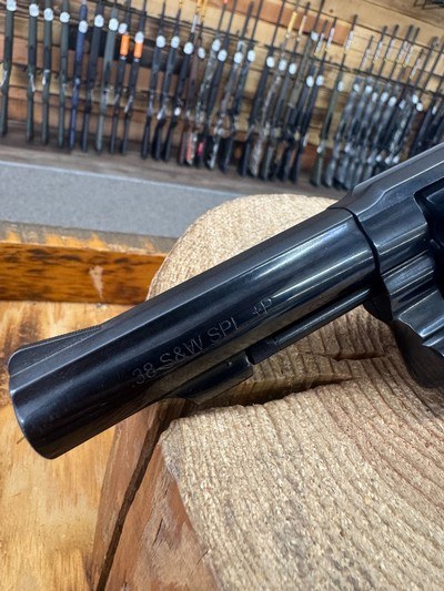 Smith & Wesson Model 10 Classic DA/SA Revolver .38 S&W 4? 6 RDS Special - Image 5 of 6