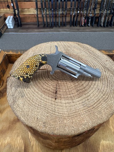 NAA Mini Anti-Venom Revolver - .22 mag 5 Rd, 1.6