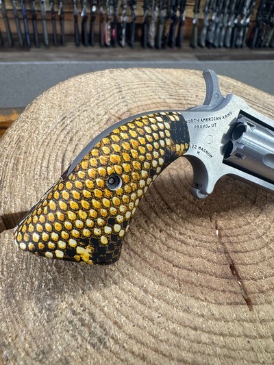 NAA Mini Anti-Venom Revolver - .22 mag 5 Rd, 1.6