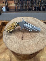 NAA Mini Anti-Venom Revolver - .22 mag 5 Rd, 1.6