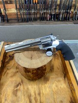 Colt Anaconda 44 Mag - 6 Shot - 8