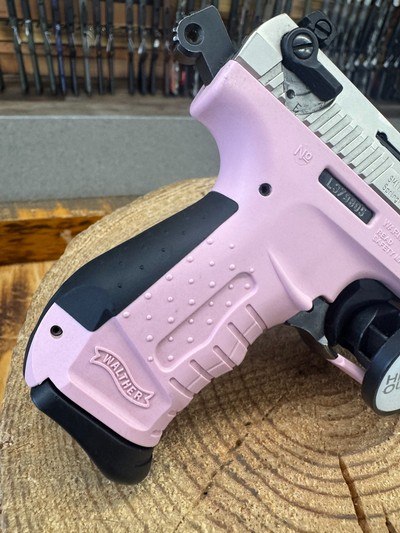 Walther P22 Pistol - 22LR - Pink Holster with Mag - Image 2 of 5