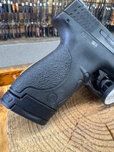 Smith & Wesson M&P 9 Shield Pistol - 9mm - Image 2 of 5