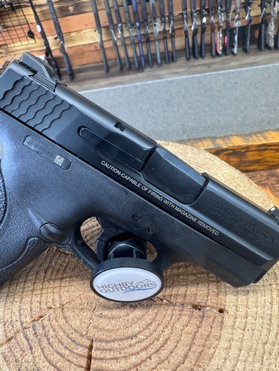 Smith & Wesson M&P 9 Shield Pistol - 9mm - Image 3 of 5