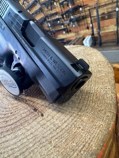 Smith & Wesson M&P 9 Shield Pistol - 9mm - Image 4 of 5