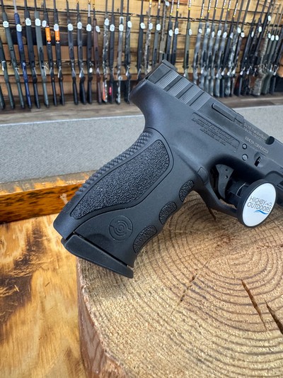 Stoeger STR-9 Mid-Size Pistol - 9mm, 4.17