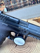 H&K VP9 Pistol - 9mm, 17+1, 4