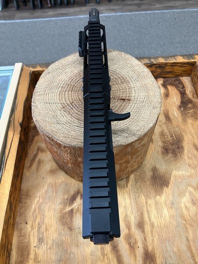 Bear Creek Right Side Charging Upper w/ BCG - 300 Blackout - 7.5