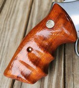 Stunning Smith & Wesson Model 617 22LR W/ 8 3/8 Barrel S&W - 8 of 20
