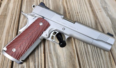 Kimber Gold Combat Stainless II Pristine In Box - Image 7 of 20