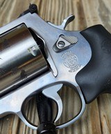 Smith & Wesson 500 Magnum Grizzly Bear Backpacker 4 Inch - Image 5 of 19