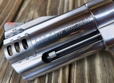 Smith & Wesson 500 Magnum Grizzly Bear Backpacker 4 Inch - Image 3 of 19